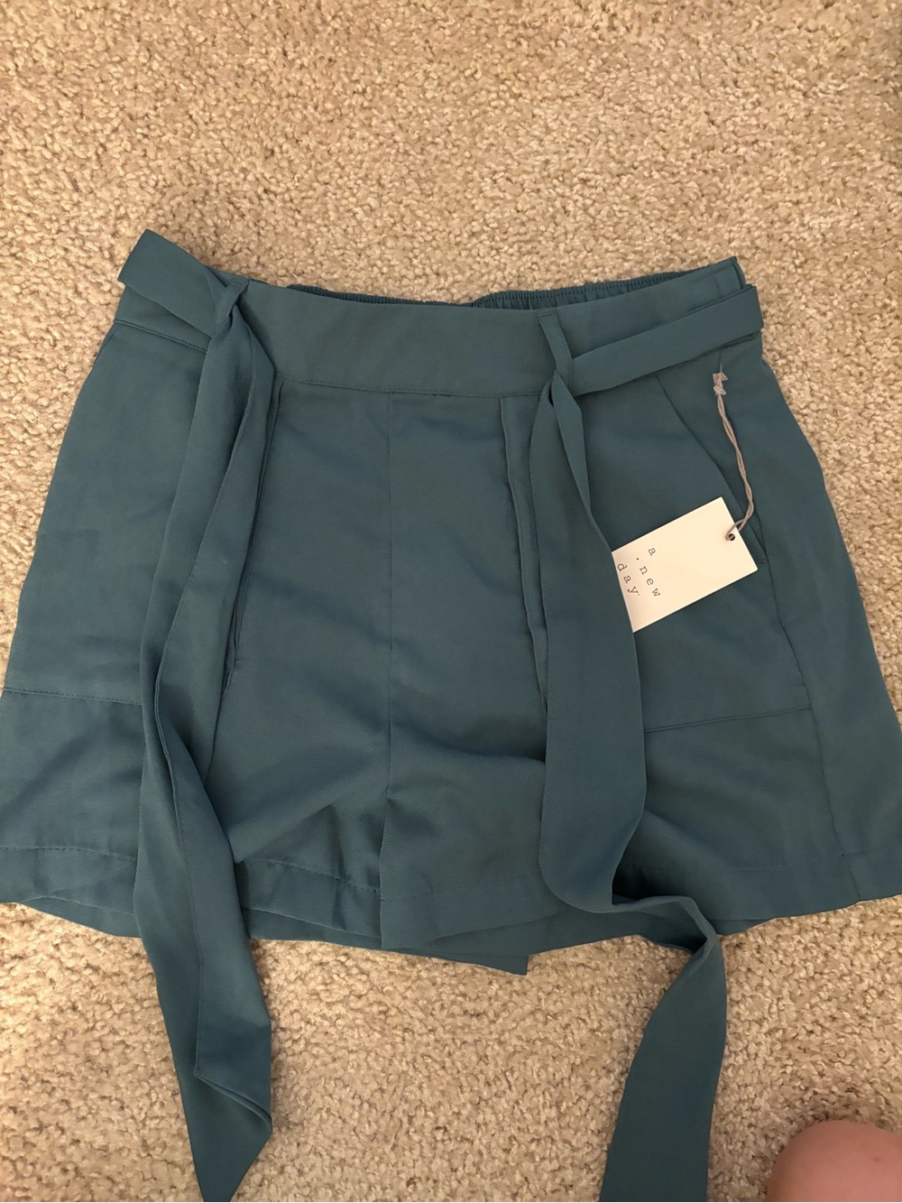 A New Day Green Tie-Waist High-Rise Women's Shorts